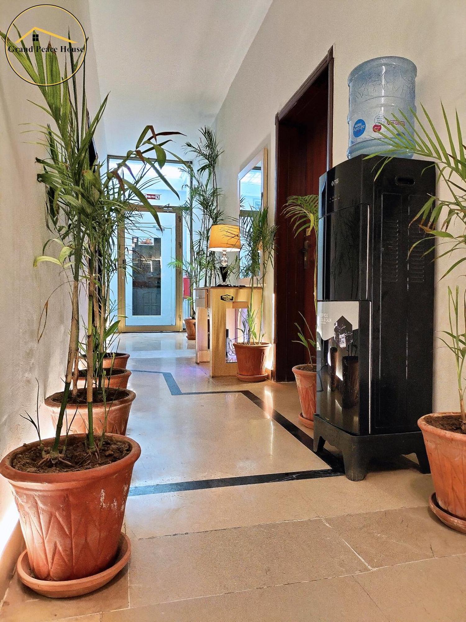Grand Peace House I Bed & Breakfast อิสลามาบัด ภายนอก รูปภาพ