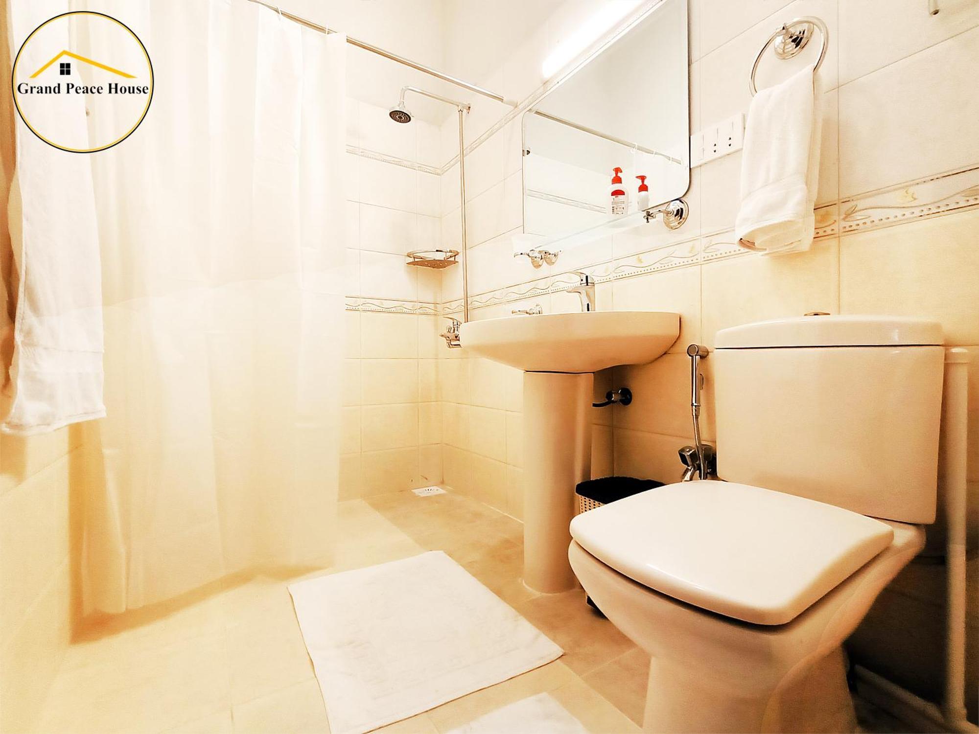 Grand Peace House I Bed & Breakfast อิสลามาบัด ภายนอก รูปภาพ