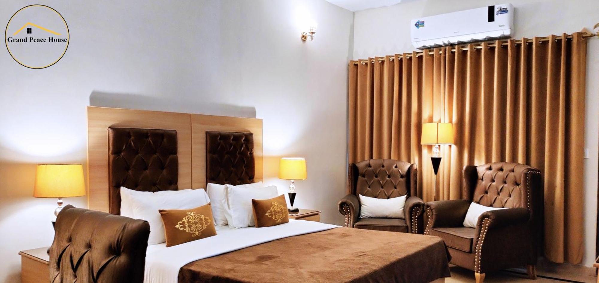Grand Peace House I Bed & Breakfast อิสลามาบัด ภายนอก รูปภาพ