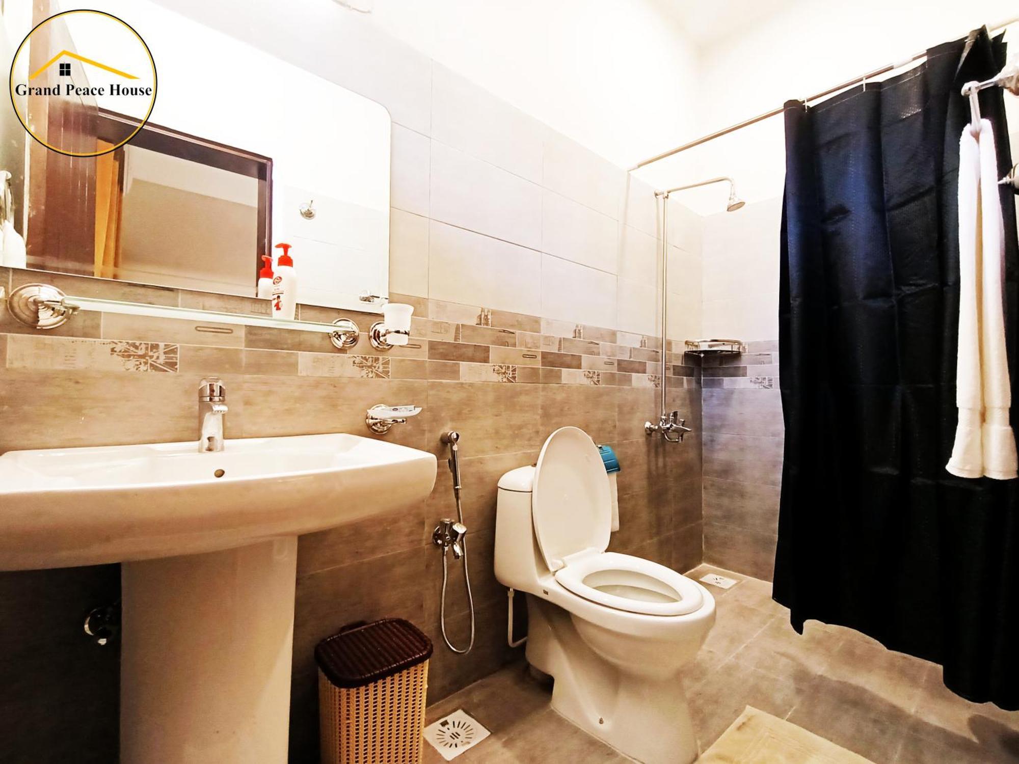 Grand Peace House I Bed & Breakfast อิสลามาบัด ภายนอก รูปภาพ