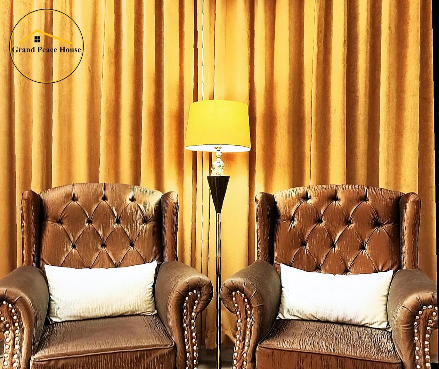 Grand Peace House I Bed & Breakfast อิสลามาบัด ภายนอก รูปภาพ