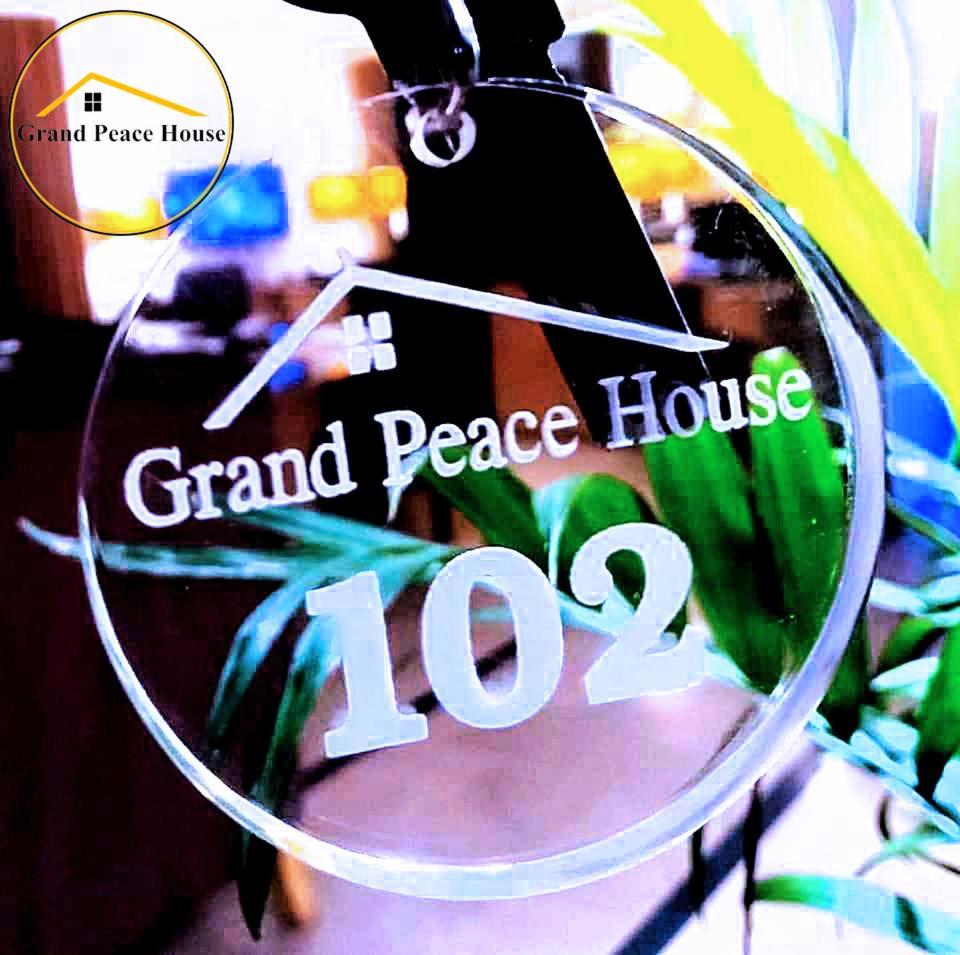 Grand Peace House I Bed & Breakfast อิสลามาบัด ภายนอก รูปภาพ